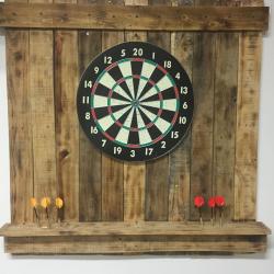 Tipp: Darts fal saját kezűleg