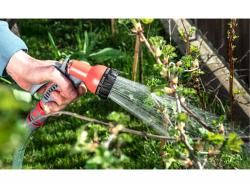 pisztoly szórófej, locsoló, festett réz fejjel, 7 féle sugár, kuplung csatlakozóval, ergonomikus  GARDEN
