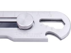 tapétavágó kés, rozsdamentes acél fémház, 5 funkciós, tripla vágóéllel; 18mm, csavaros rögzítés, FORTUM